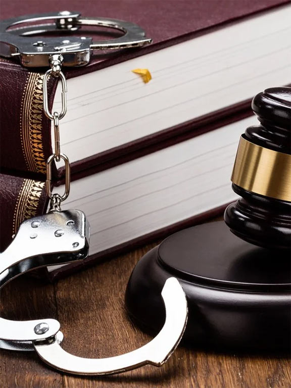 Адвоката по налоговым преступлениям (ст. 198, 199, 199.1, 199.2 УК РФ)  Саратов